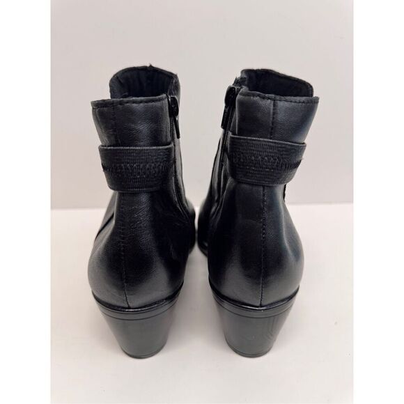 Clarks Boots Size 9US Black Leather Block Heel Zip Up Booties NEW - Picture 6 of 9
